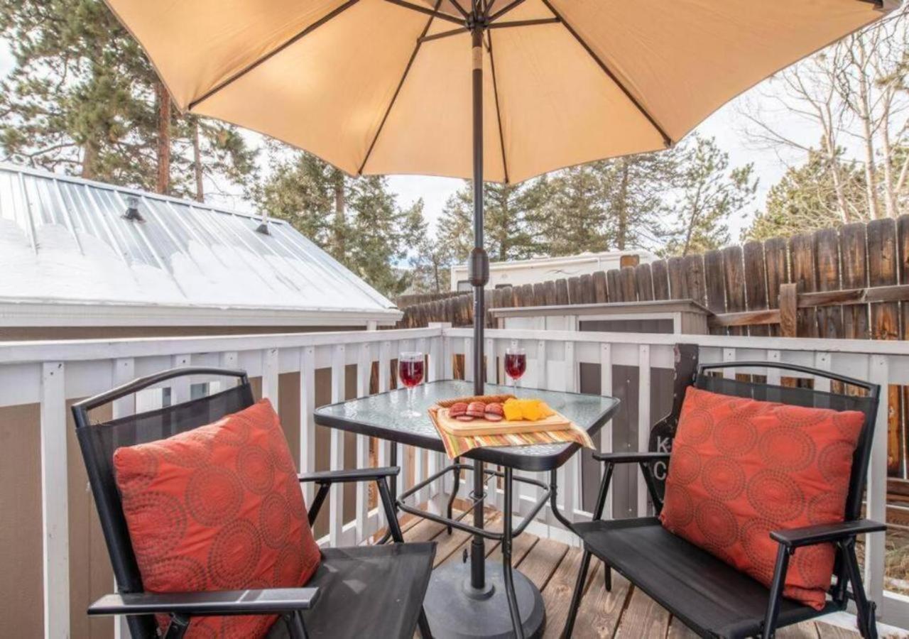 Ashore The Clouds Glamping Awaits Woodland Park Extérieur photo